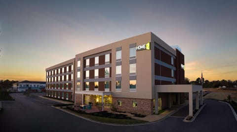 Home2 Suites By Hilton Tupelo Hotel in Tupelo