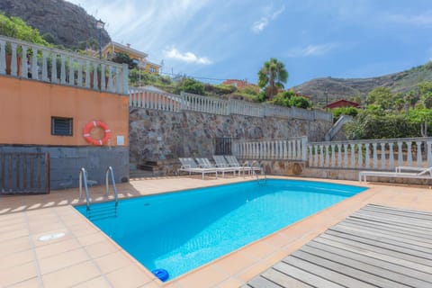 Fantastic Rural House with Pool and terrace House in Palmas de Gran Canaria