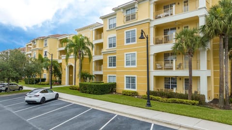 Renovated 4Br Condo 5min Conv Center House in Orlando