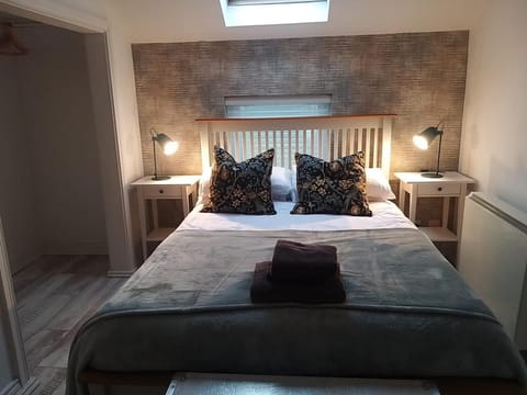 Bedroom, wardrobe
