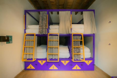 Photo of the whole room, Bedroom, bunk bed