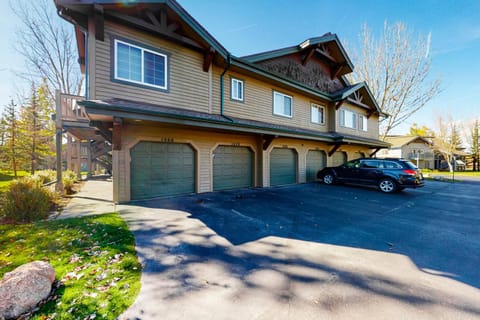 Villas at Walton Creek 1476 Apartment in Steamboat Springs