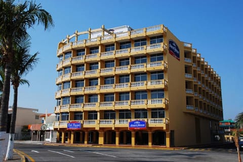 Howard Johnson by Wyndham Veracruz Hotel in Heroica Veracruz