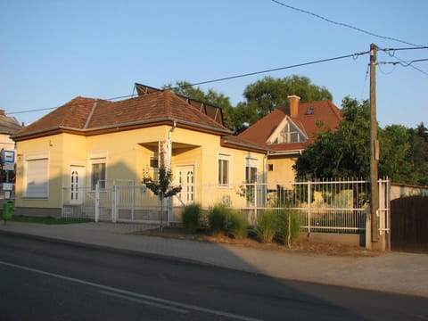 Aranyosház-Vendégház Apartment in Budapest