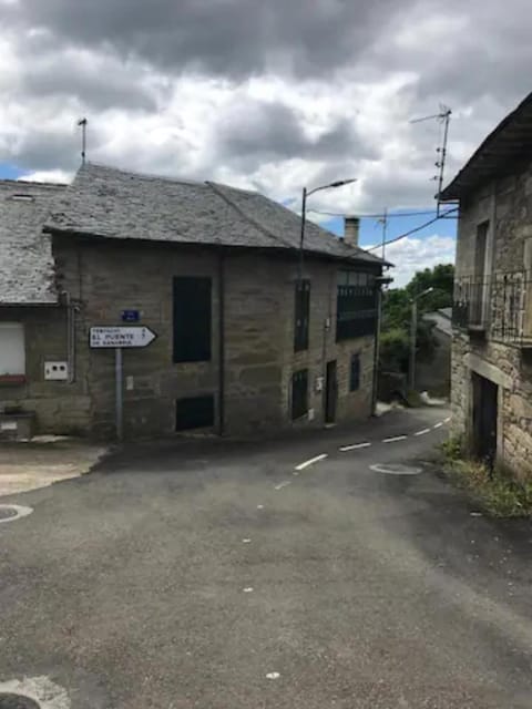 Property building, Facade/entrance, Off site, Street view