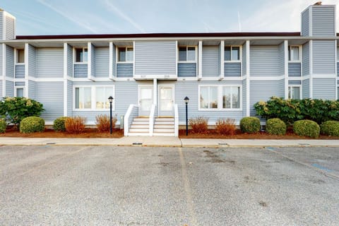 Hidden Harbour -- 306 Ocean View Parkway House in Bethany Beach