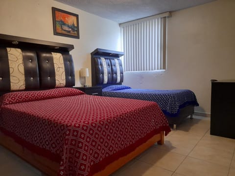 Departamento completo familias o grupos Condo in Toluca