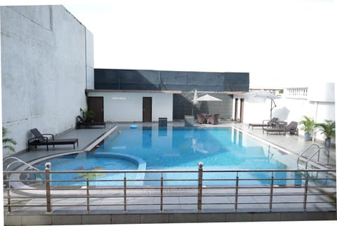 Pool view, Swimming pool