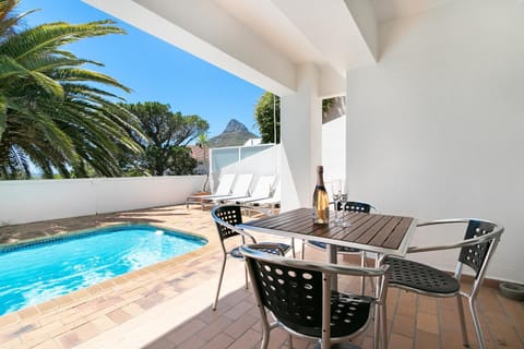 Ingleside Luxury apartment by Totalstay Condo in Camps Bay