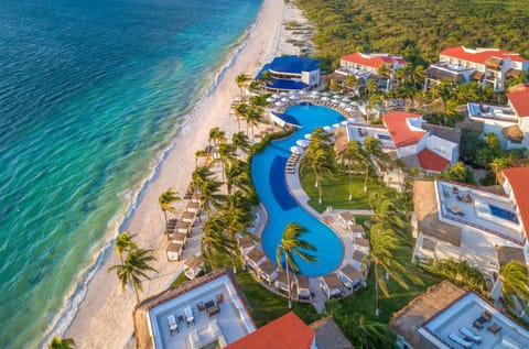 Desire Riviera Maya Pearl Resort Estância in Puerto Morelos