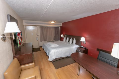 Red Roof Inn PLUS+ Statesville Hotel in Statesville