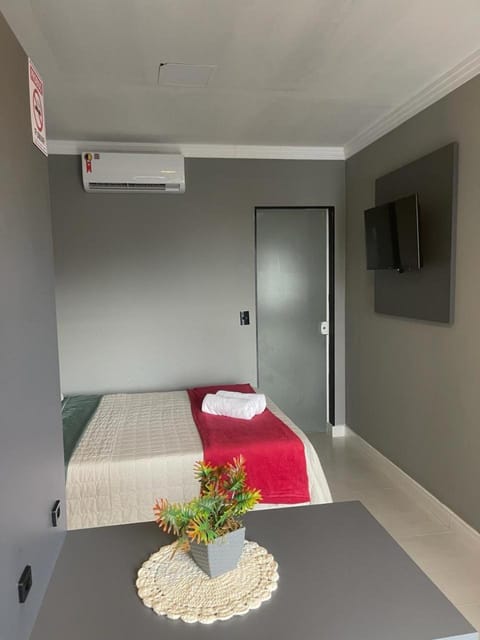 Hospedagem Confortável e Prática para viajantes e férias - Próxima à BR-101 Condominio in São José