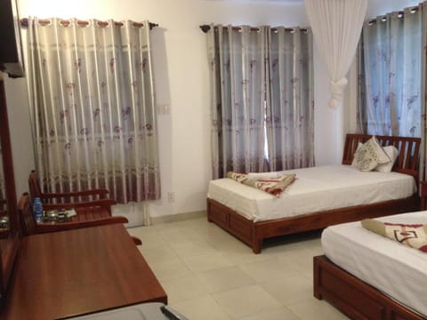 Nhat Quang Bungalow Bed and Breakfast in Phan Thiet