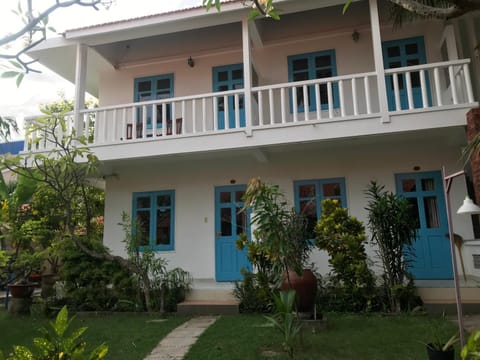 Nhat Quang Bungalow Bed and Breakfast in Phan Thiet