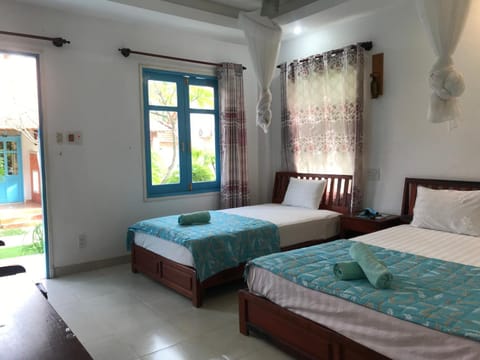 Nhat Quang Bungalow Bed and Breakfast in Phan Thiet