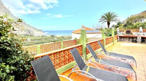 Balcony/Terrace, Mountain view, Sea view