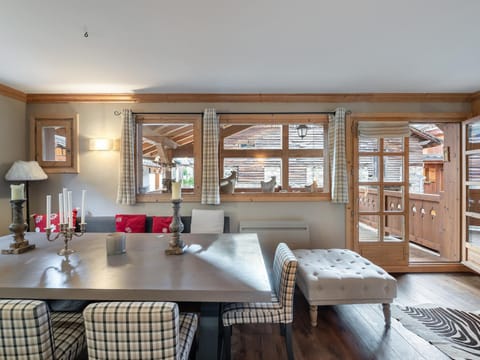 Chalet cosy au centre de Courchevel Le Praz avec sauna, terrasse et parking - FR-1-568-15 Chalet in Saint-Bon-Tarentaise