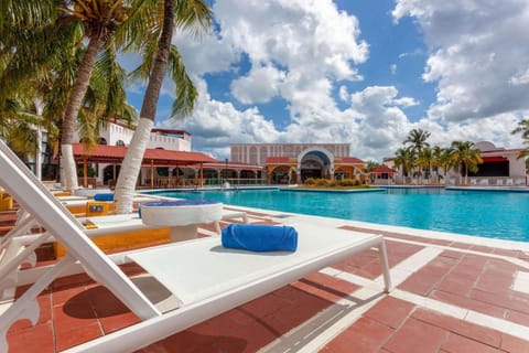 Cozumel Hotel & Resort Trademark Collection by Wyndham Hotel in San Miguel de Cozumel