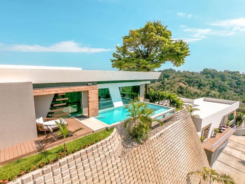 Luxury Villa Las Flores Private Pool & Oceanview Villa in Playa Hermosa