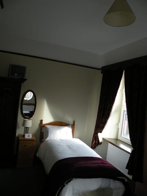Buggle's Pub and Accommodation Bed and Breakfast in County Clare