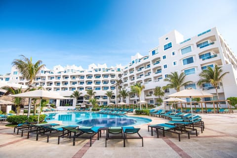 Wyndham Alltra Cancun All Inclusive Resort Resort in Cancun