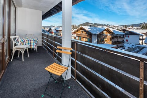 Property building, Balcony/Terrace