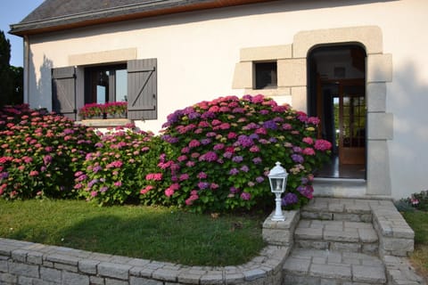 L' ESCALE SINAGOTE Chambre d'hôtes Bed and Breakfast in Séné