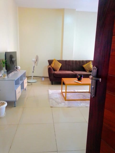Eika Suites at Acacia Condominio in Kampala