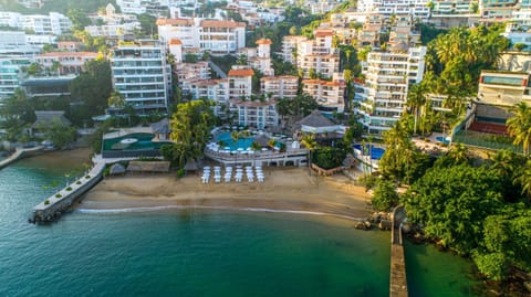 Park Royal Beach Acapulco - All Inclusive Resort in Acapulco