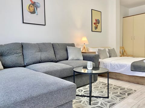 Top Location Apartment with 2Bath for 6 Guests Condo in Stara Zagora