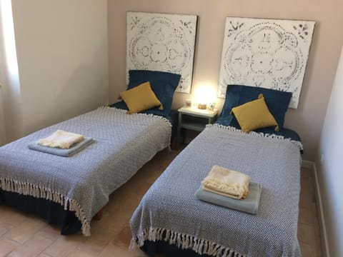Chambre d'hôte Mas de Silvacane Bed and Breakfast in La Roque-d'Anthéron