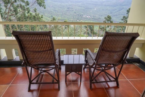 Devonshire Greens - The Leisure Hotel and Spa Hotel in Kerala