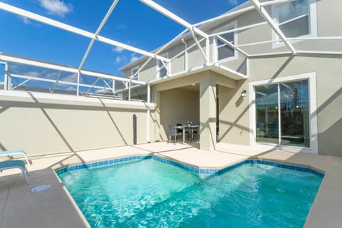 Gorgeous 4 Bd w/ Pool at Champions Gate Resort 1020 House in Bay Lake