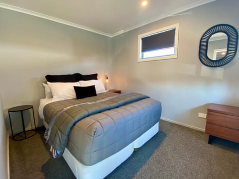 Central, Cosy, Convenient House in Twizel