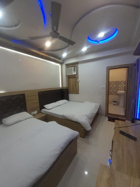 HN Palace homestay Vacation rental in Agra