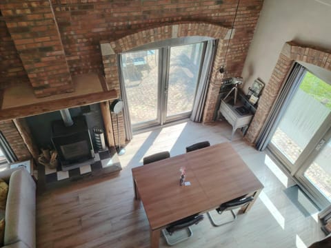 Bird's eye view, Billiard, Dining area