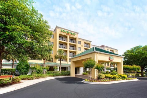 Courtyard by Marriott Myrtle Beach Barefoot Landing Hotel in Briarcliffe Acres