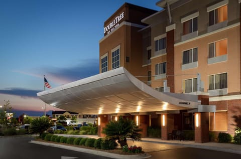 DoubleTree by Hilton Hotel Savannah Airport Hotel in Pooler