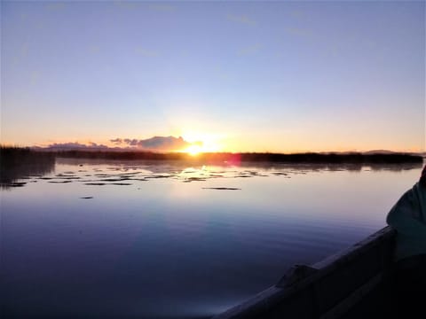 Habitacion Vista Al lago Atardecer Hotel in Puno, Peru