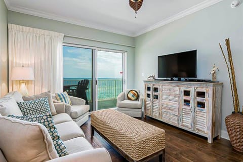 Crystal Shores III Apartment in West Beach