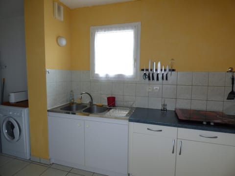 Appartement Cosy à Biscarrosse - 4 Pers, Centre-Ville, Parking, Balcon, Ménage Inclus - FR-1-319-445 Wohnung in Sanguinet