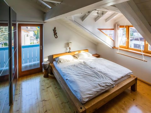 ChiemseeRefugium - Ferienwohnung Park Apartment in Grassau