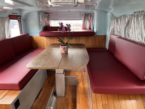 Luxe Finse Kota met Jacuzzi en SaunaBarrel de Zandhoef Nature lodge in North Brabant (province)