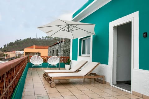 Off site, Balcony/Terrace, locker, sunbed