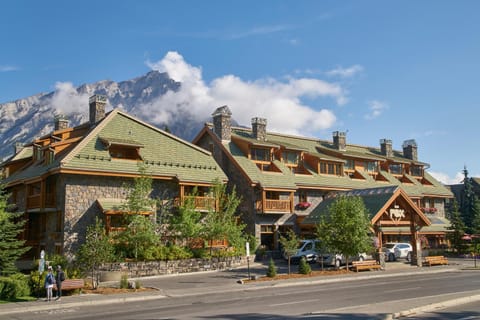 Fox Hotel and Suites Hotel in Banff