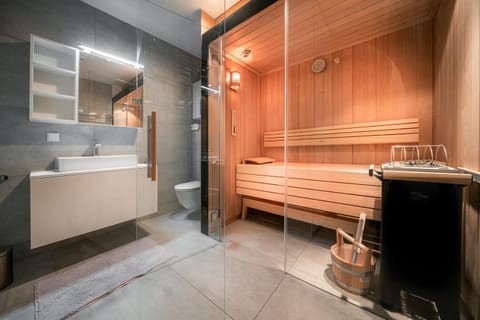 Sauna, Bathroom