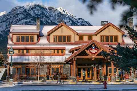 Banff Ptarmigan Inn Hotel in Banff