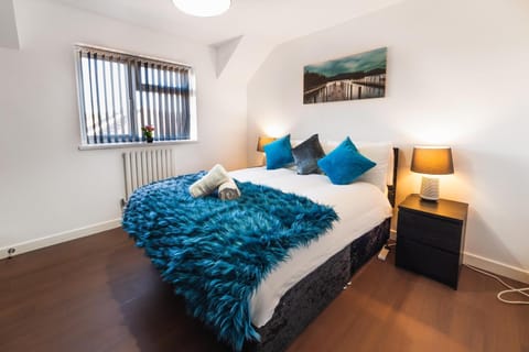 Perfect For Business And Leisure- Free Parking Apartment in Southampton