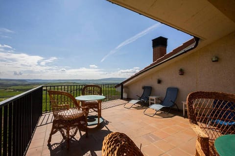 View (from property/room), Balcony/Terrace