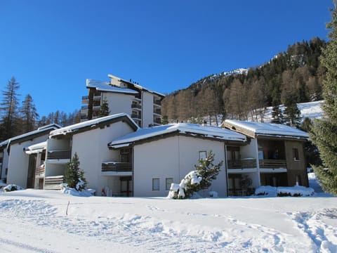 Residenz Montfort C3 SIVI150 SKI IN AND SKI OUT House in Nendaz